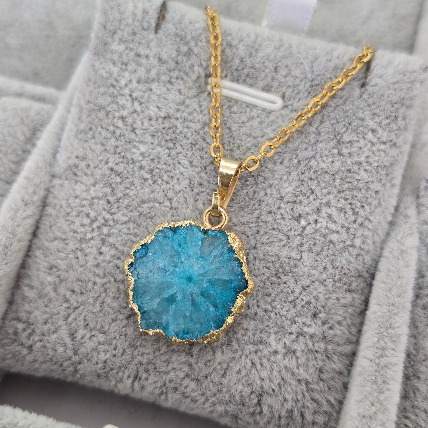 Cadena geoda celeste