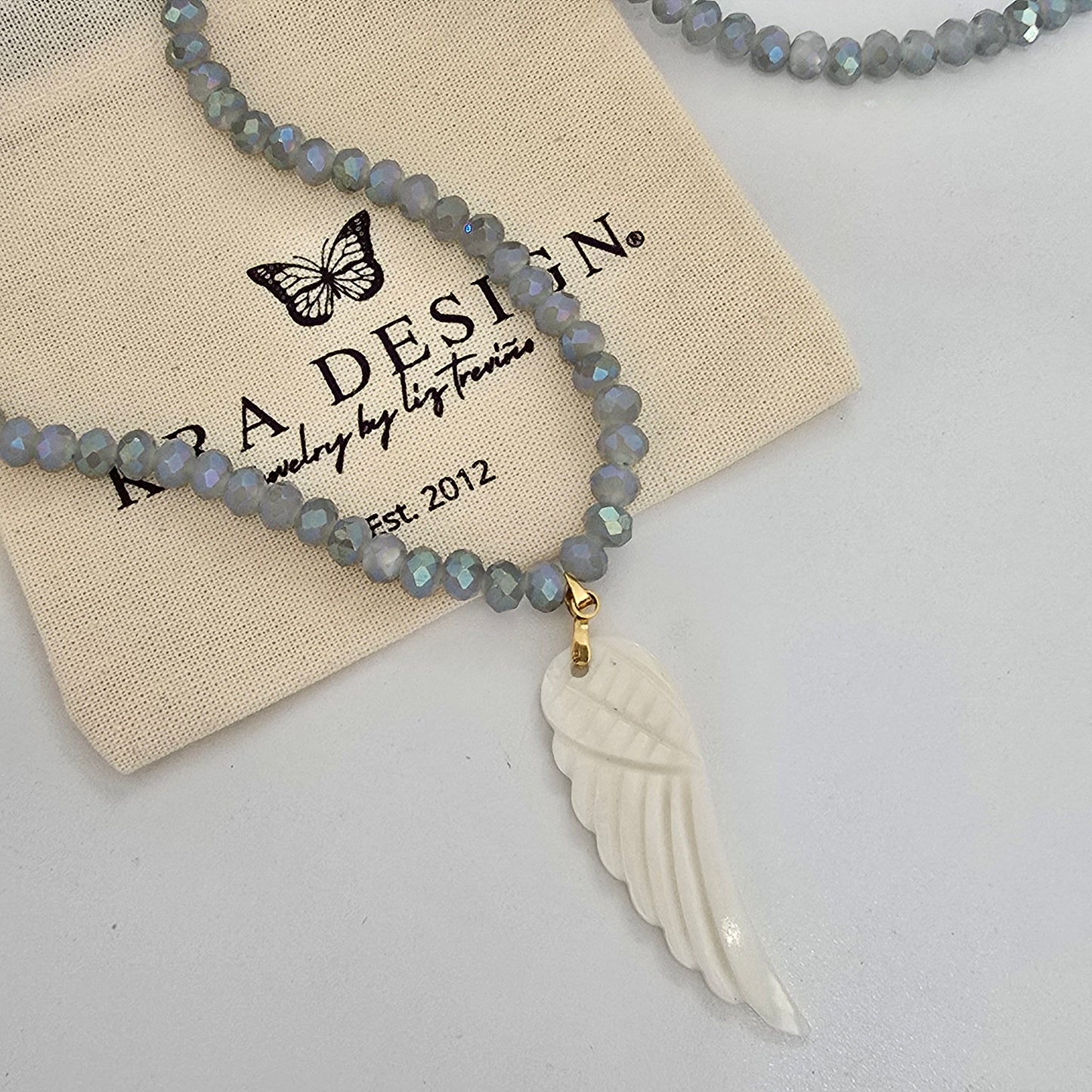 Collar ala de angel con cristal