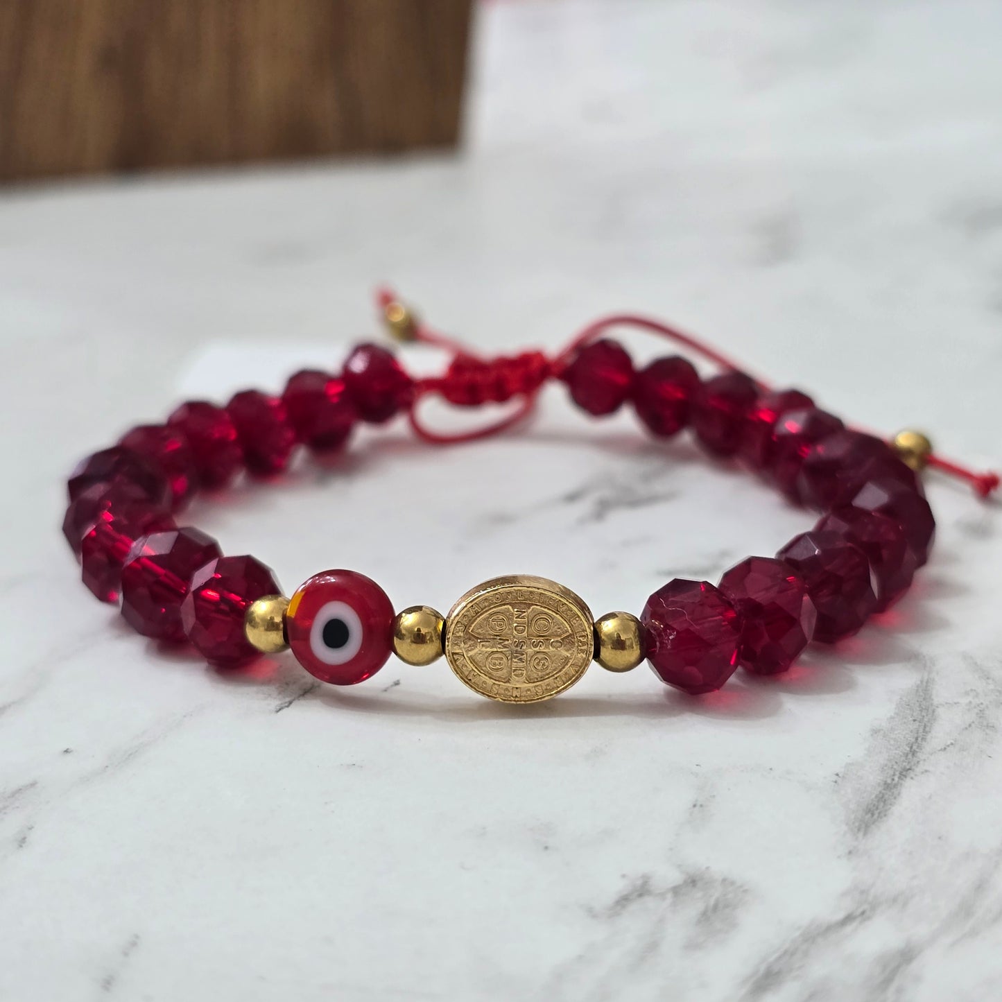 Pulsera de ojo y san benito