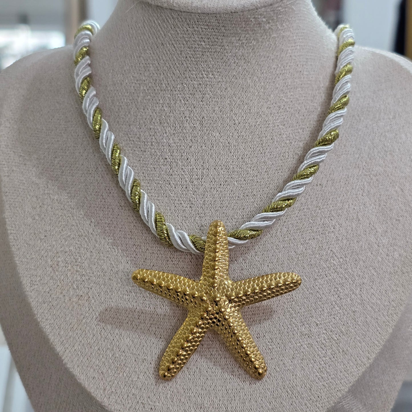 Collar estrella de mar cordon gold