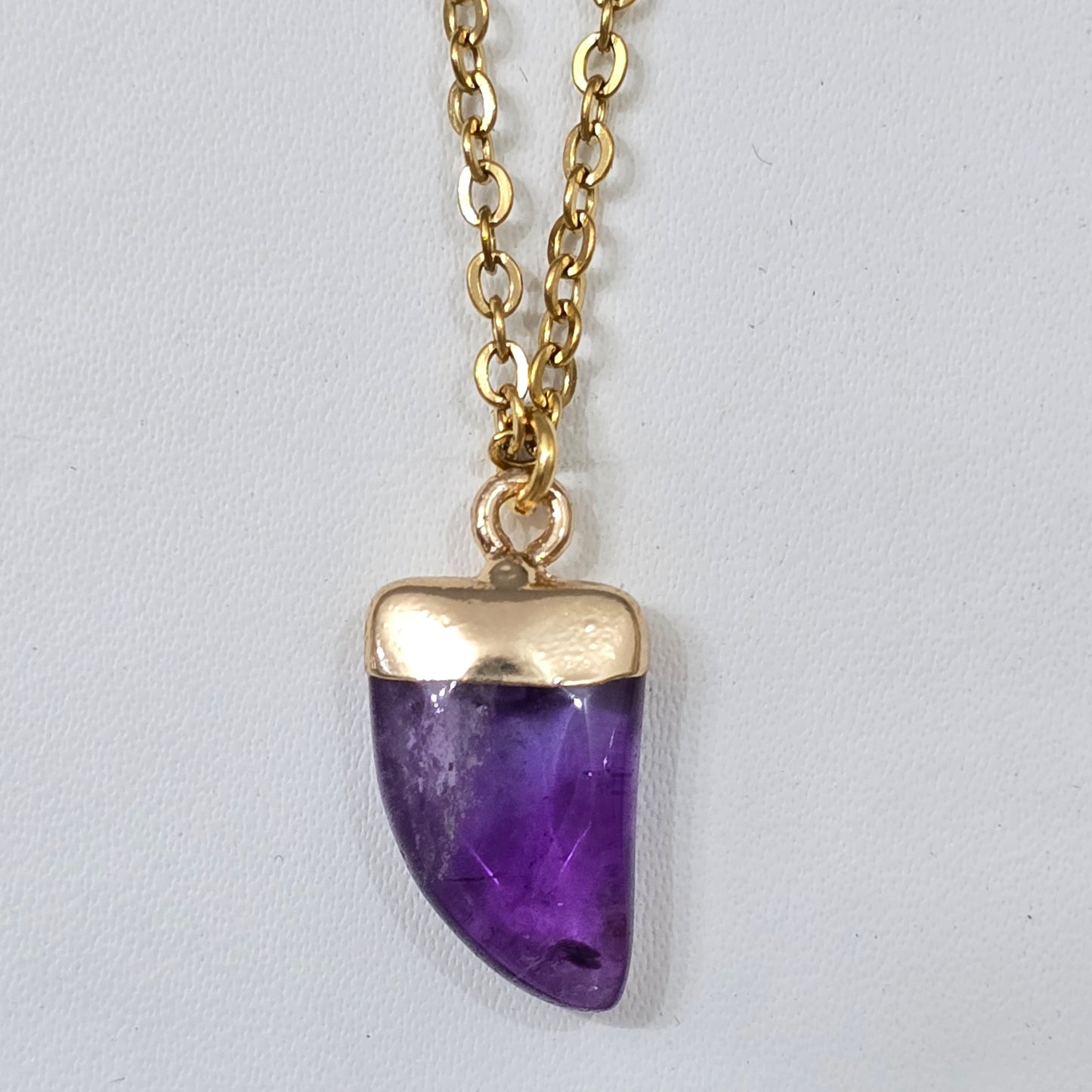 Cadena colmillo amatista