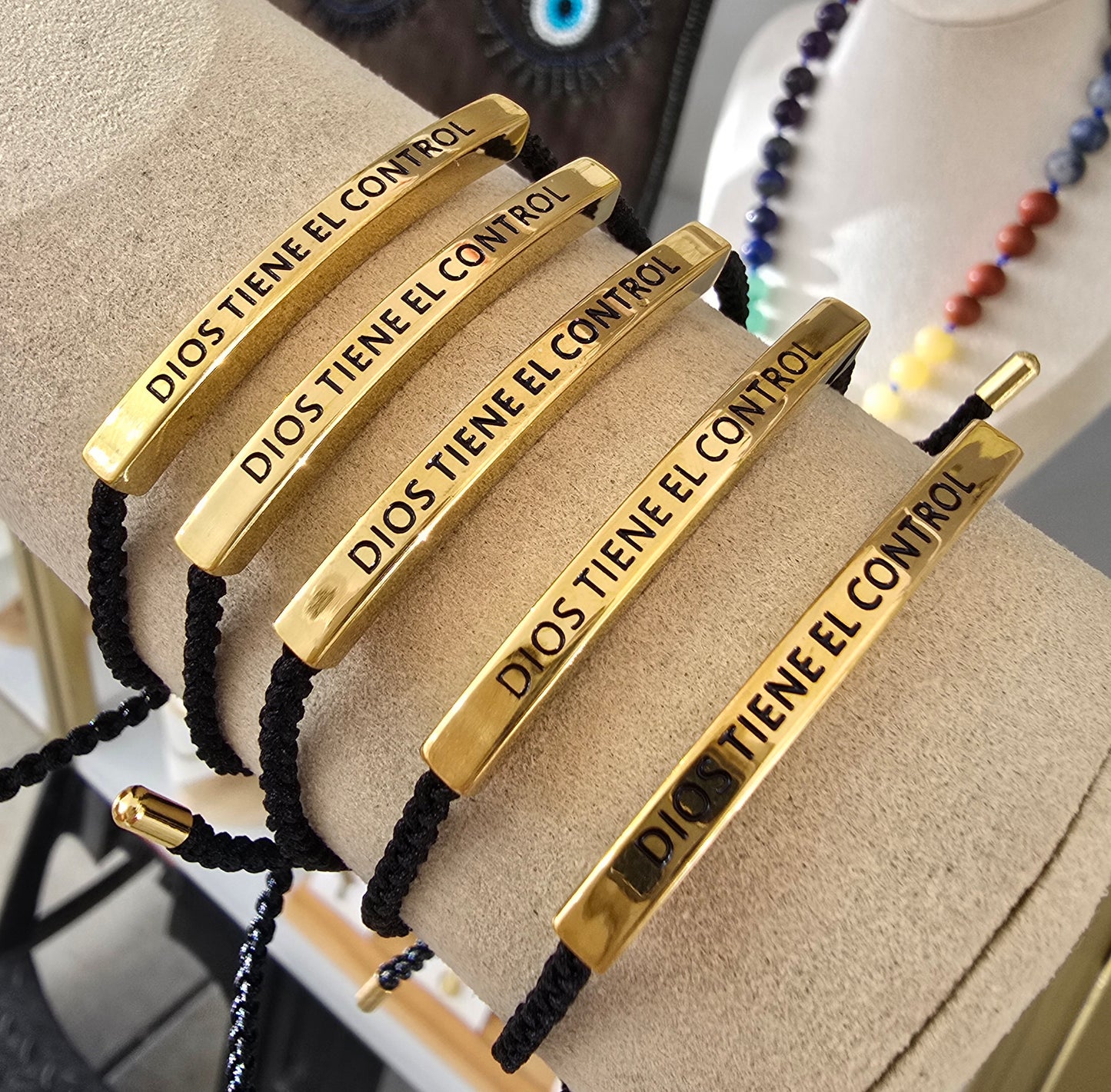 Pulsera acero DIOS TIENE EL CONTROL