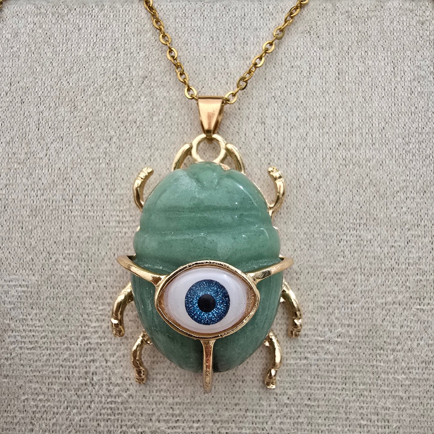 Escarabajo jade verde