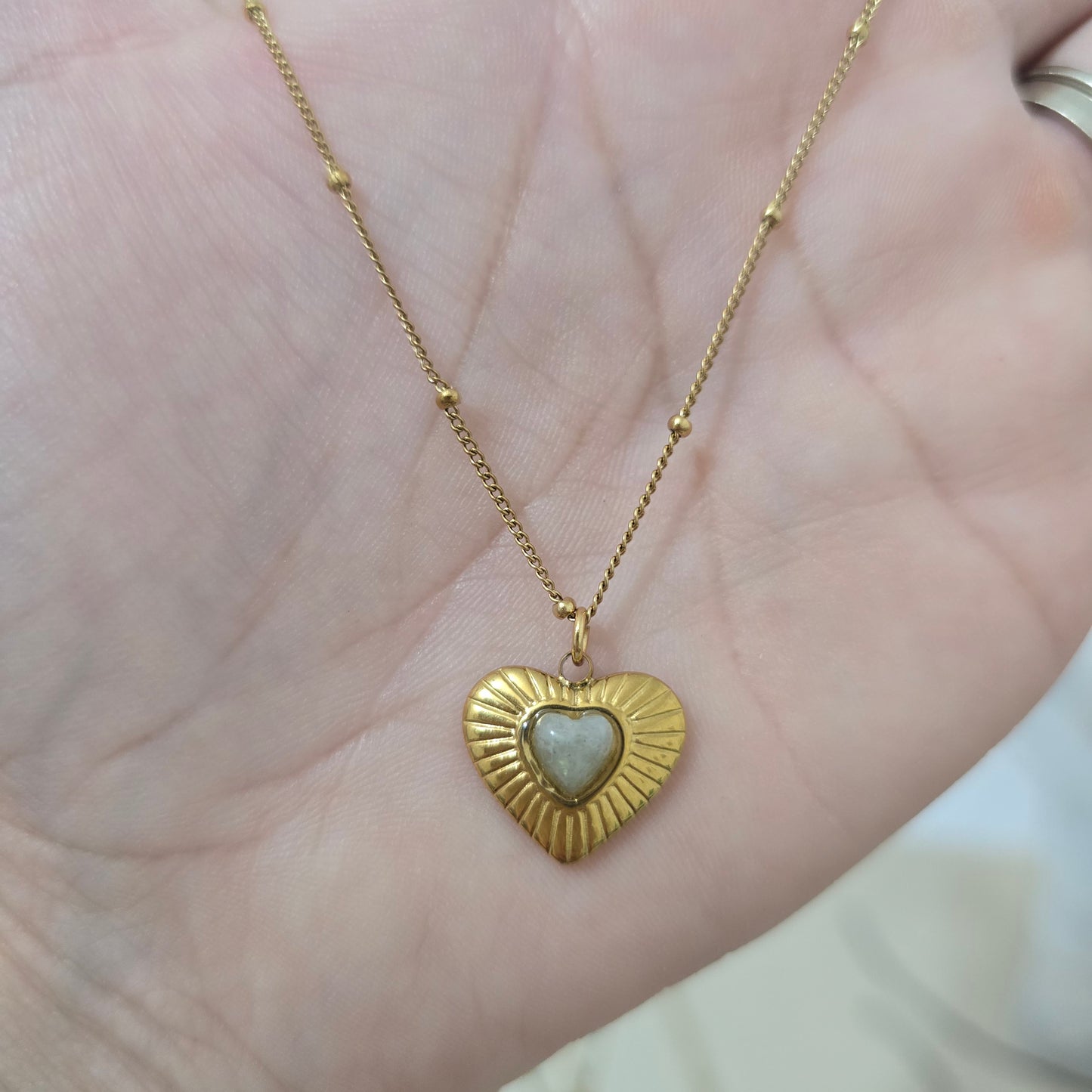 Cadena corazon labradorita
