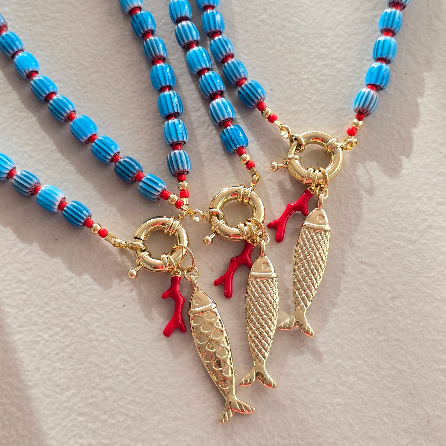 Collar pescado grande