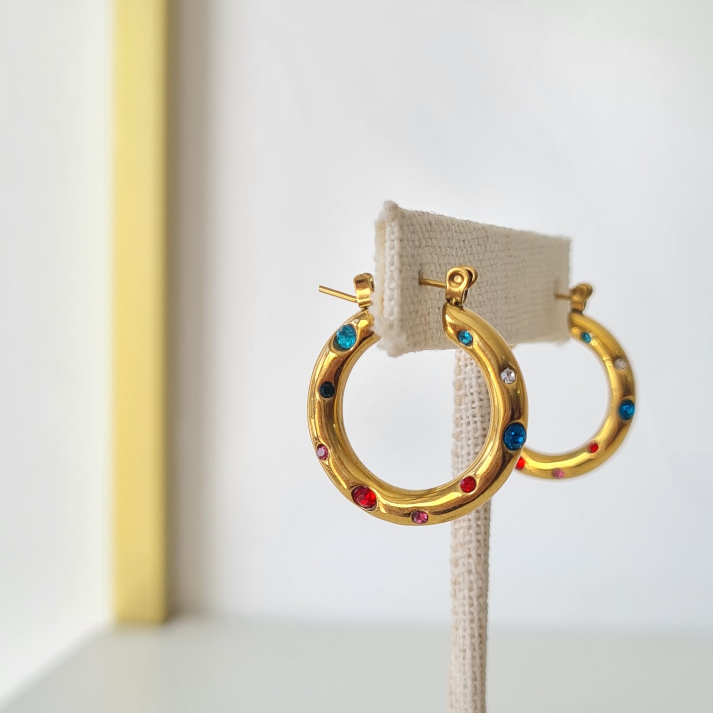 RAINBOW HOOPS