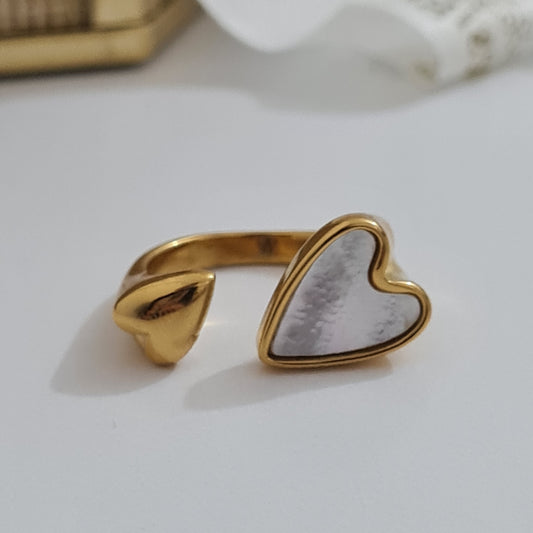 DOUBLE HEART RING