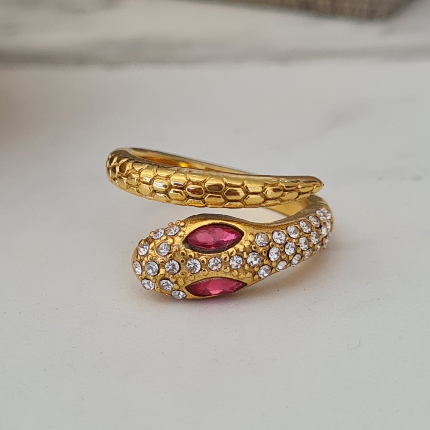 SNAKE PINK RING