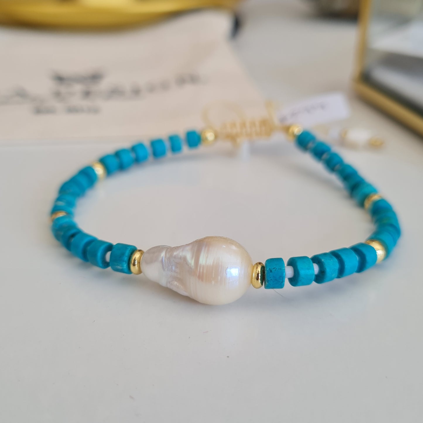 PULSERA AJUSTABLE DE PERLA BARROCA AQUA