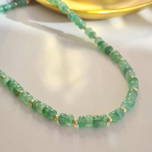 COLLAR JADE VERDE