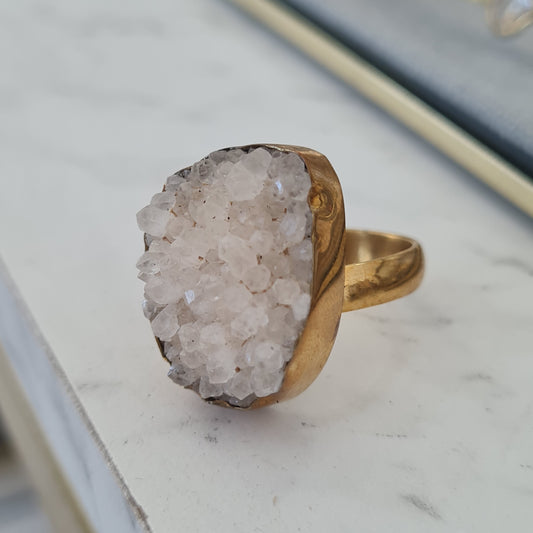 Anillo druzy blanco