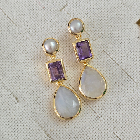 Aretes amatista, perla y cuarzo blanco