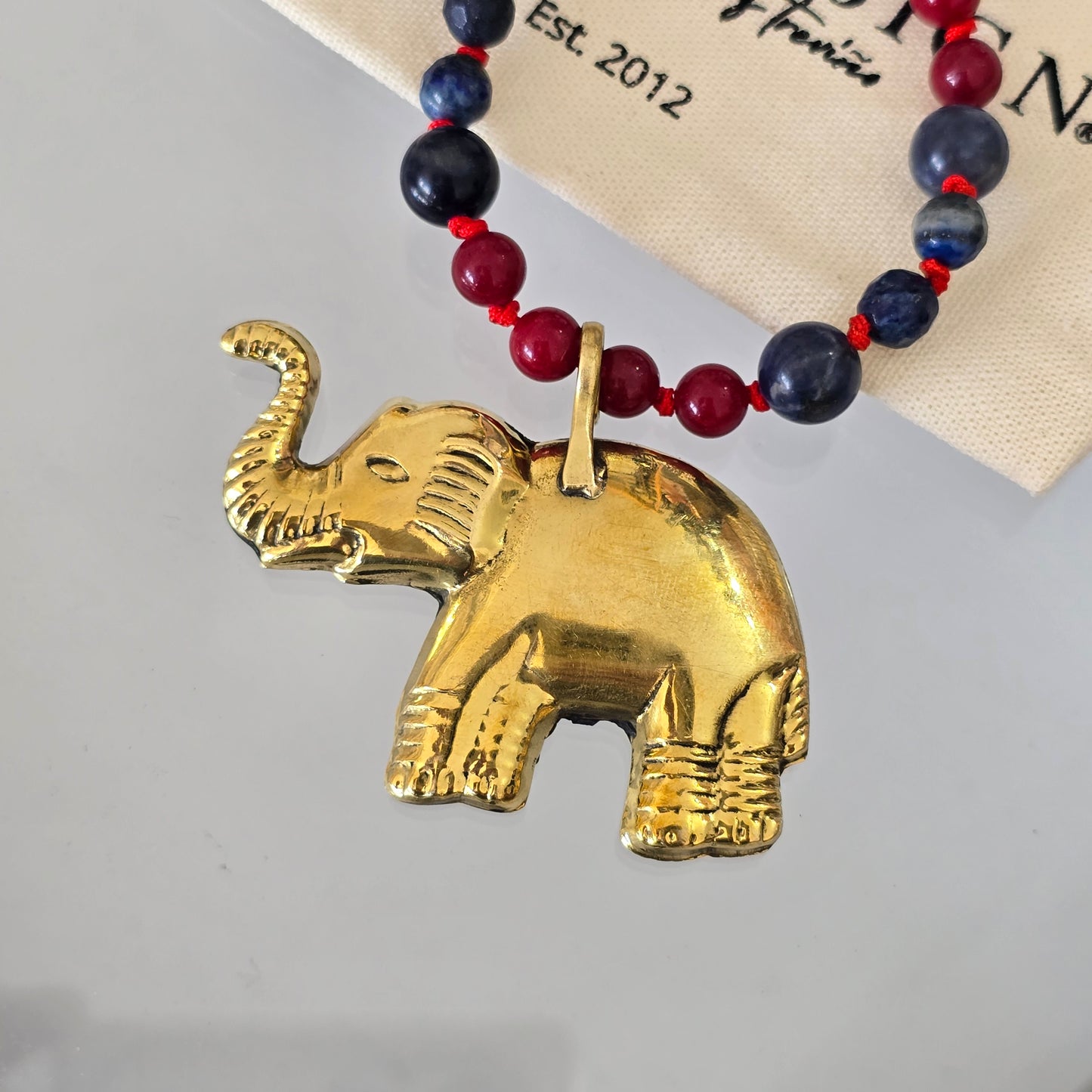 Collar elefante tibetano