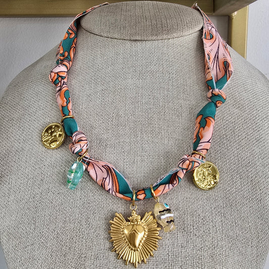 Collar liston rosado corazon