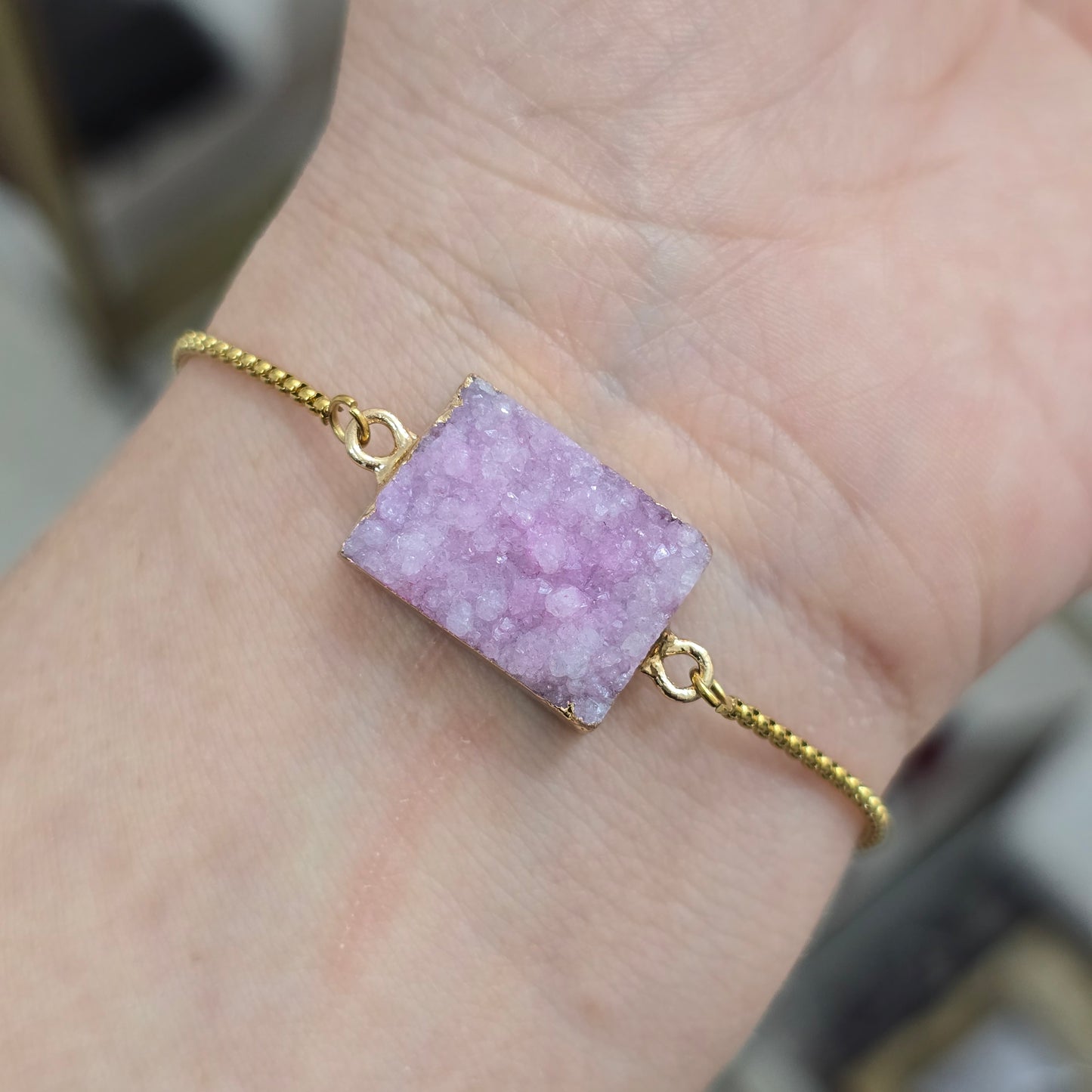 Pulsera ajustable druzy rosa