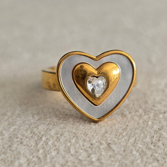 Anillo corazon madre perla