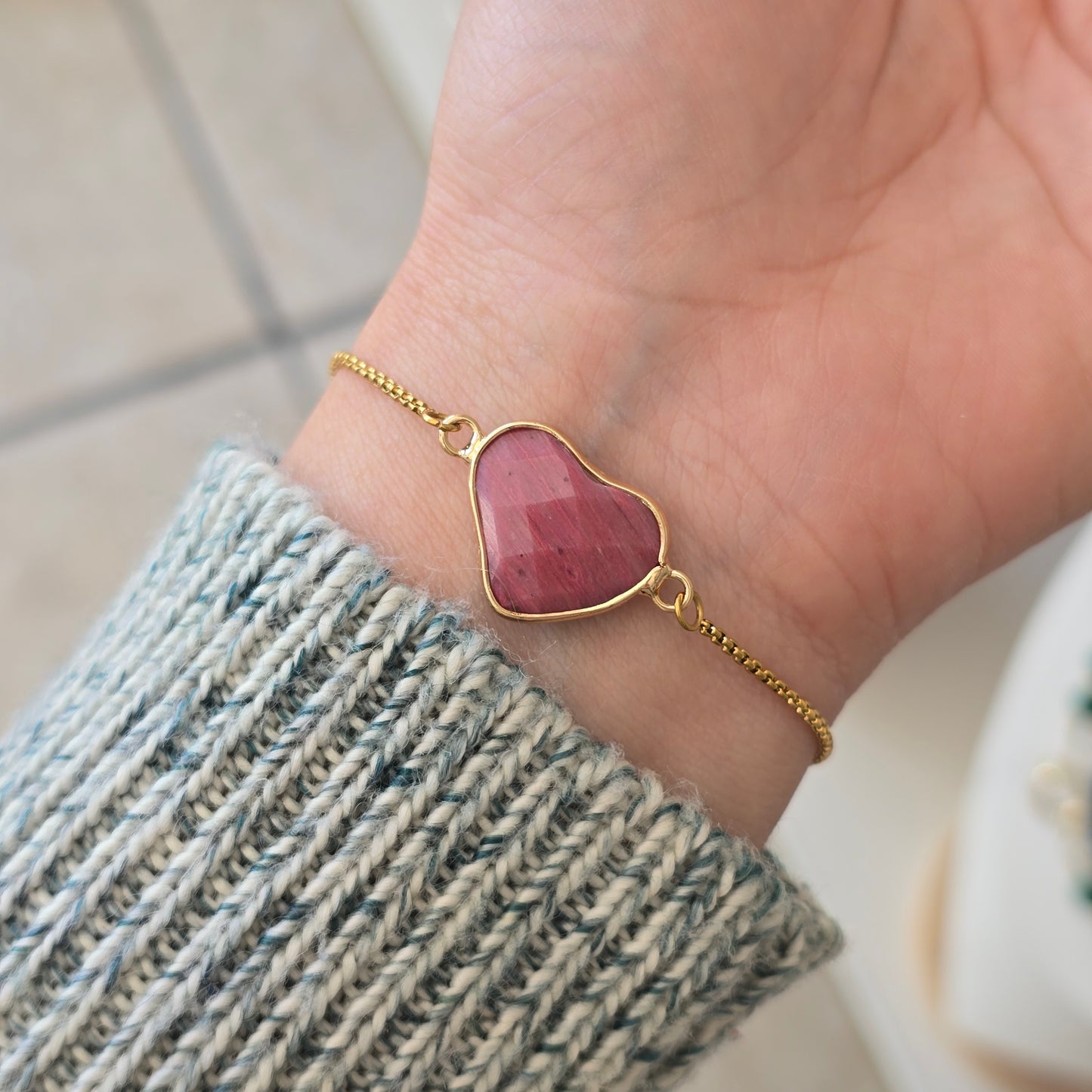 Pulsera ajustable corazon cuarzo rodocrosita