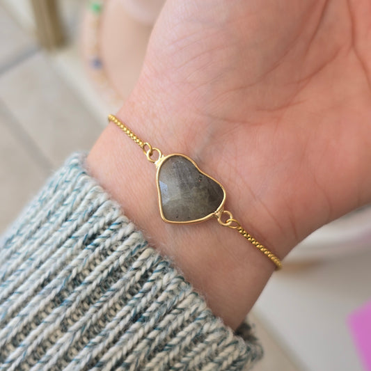 Pulsera ajustable de corazon cuarzo labradorita