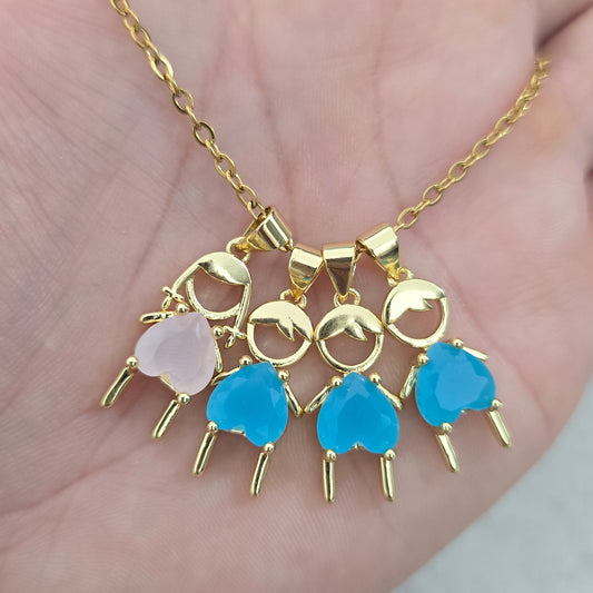 Cadena 1 niña y 3 niños