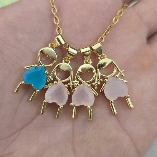 Cadena 1 niño con 3 niñas