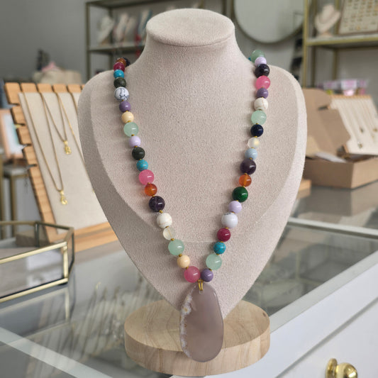 Collar agata blanca