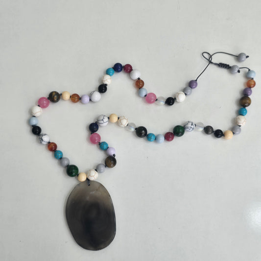 Collar agata humo