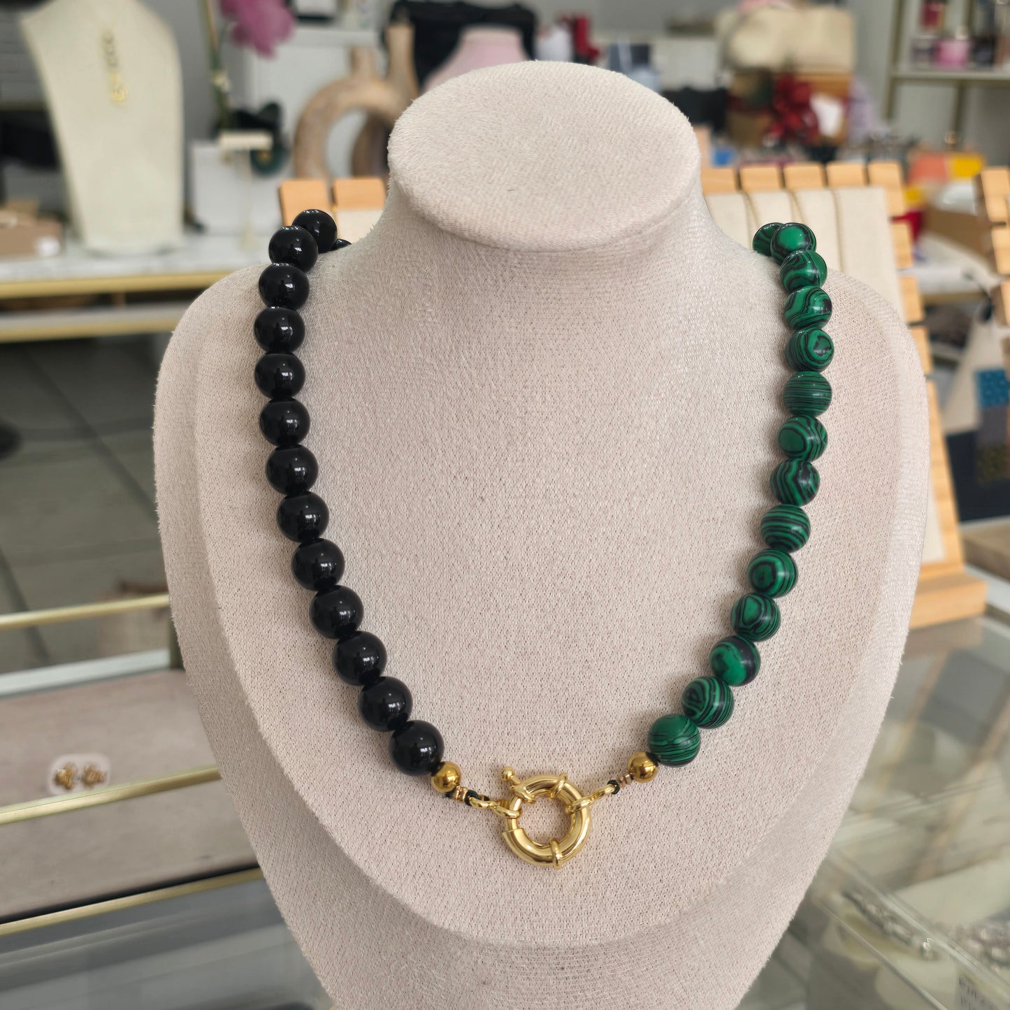 Collar marinero obsidiana y malaquita