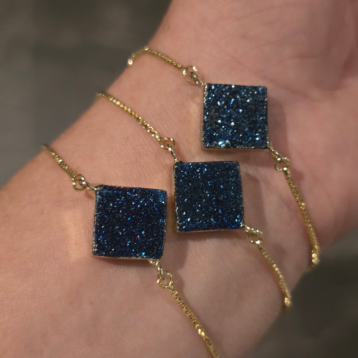 Pulseta druzy azul