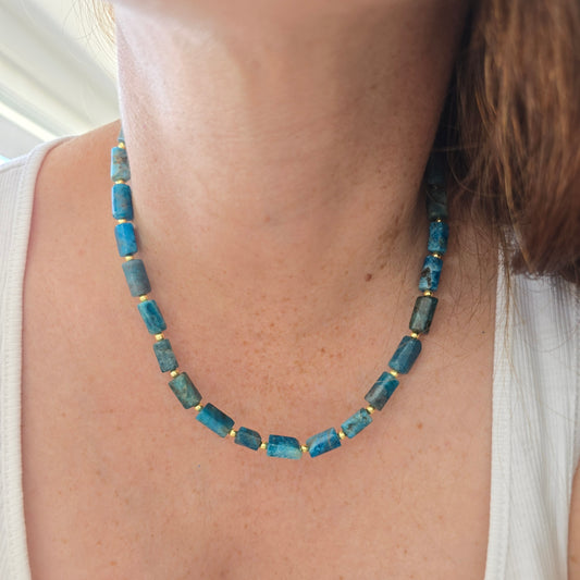 Collar aqua piedra natural