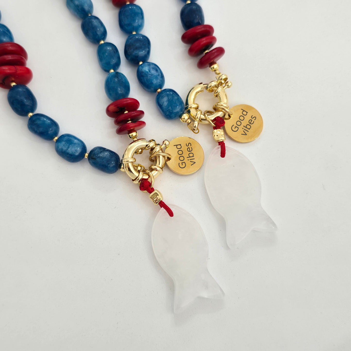 Collar pez blanco
