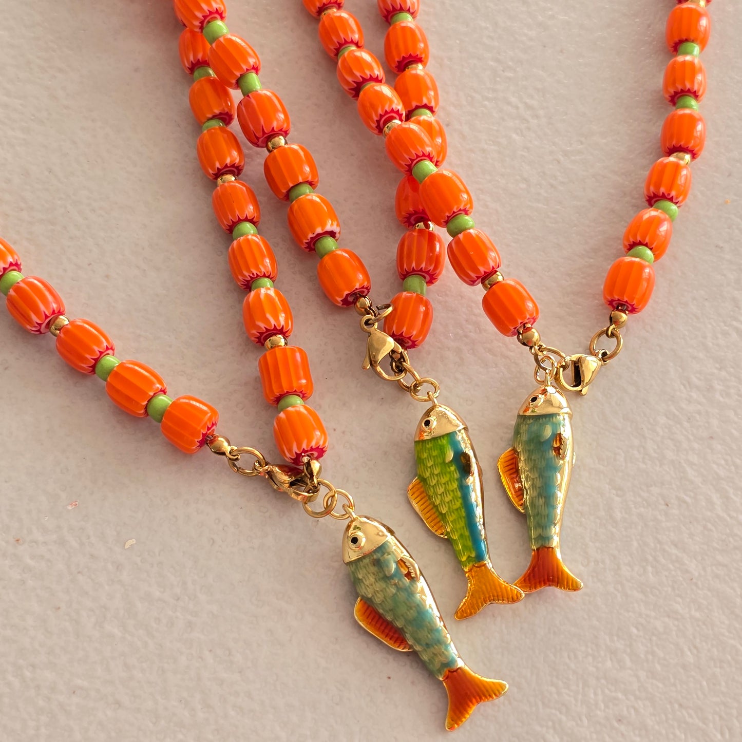 Collar pez naranja
