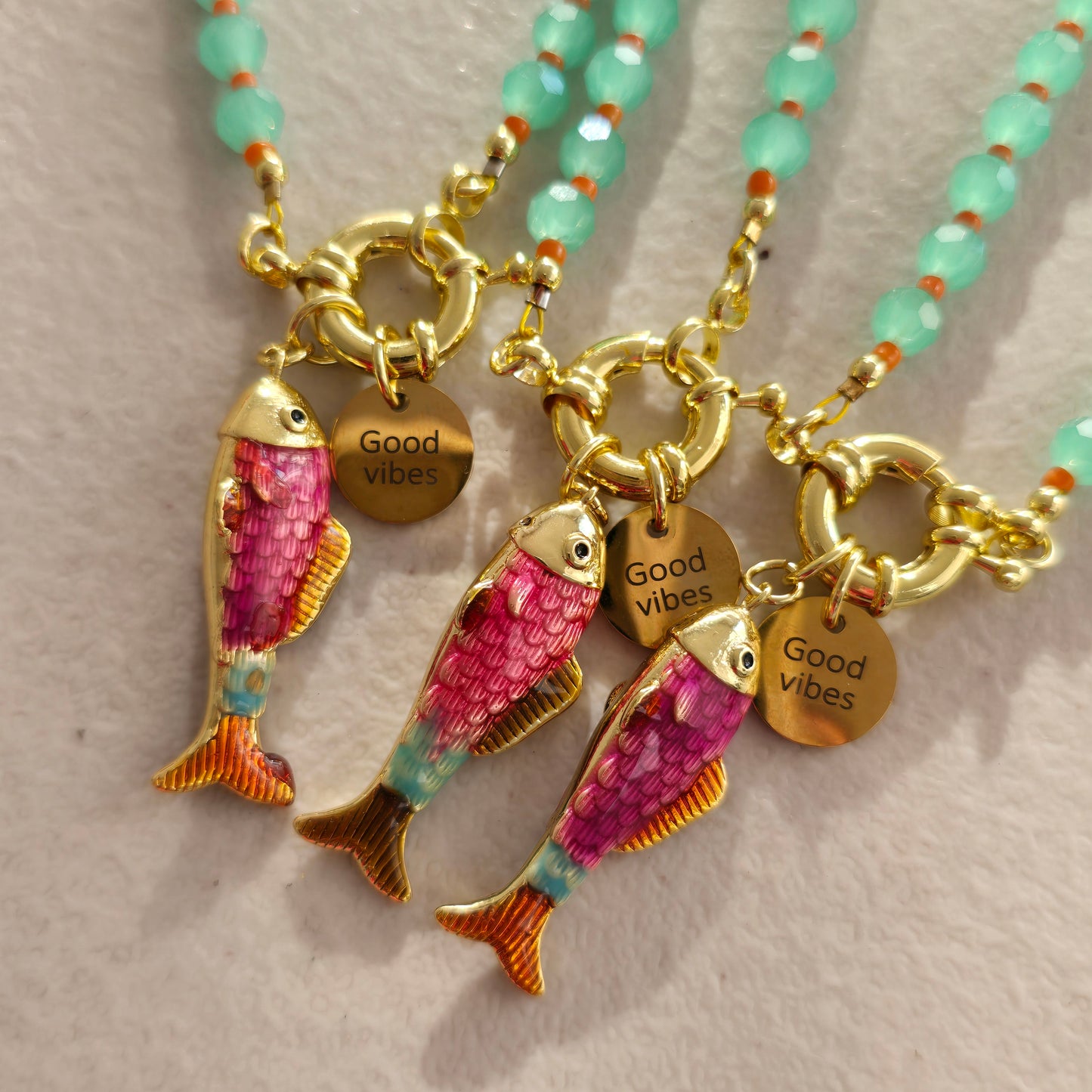 Collar verde menta