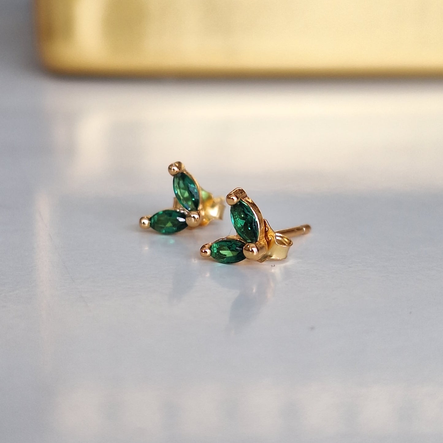 MINI GREEN FLOWERS EARRINGS