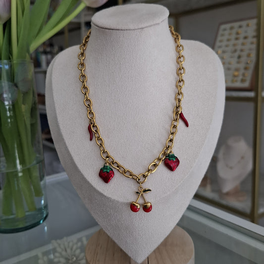 Collar cherry