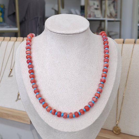 Collar resina rojo