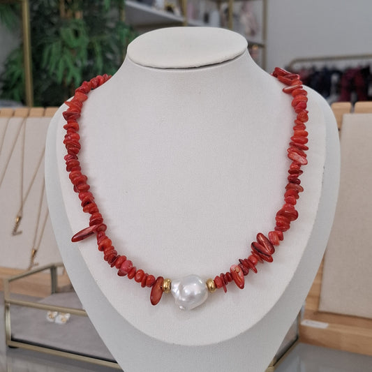 Collar concha roja y perla barroca